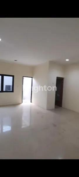 image RUKO HOKKIE MAINROAD MEKAR WANGI (2)