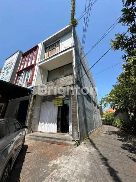 image RUKO 3 LANTAI LOKASI STRATEGIS PONEGORO DENPASAR (1)