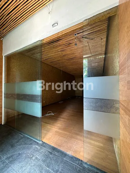 image RUKO 3 LANTAI LOKASI STRATEGIS PONEGORO DENPASAR (7)