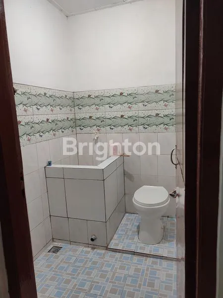 image RUMAH STRATEGIS SIAP HUNI DEKAT EXIT TOL GAYAMSARI &  JALAN MAJAPAHIT (6)