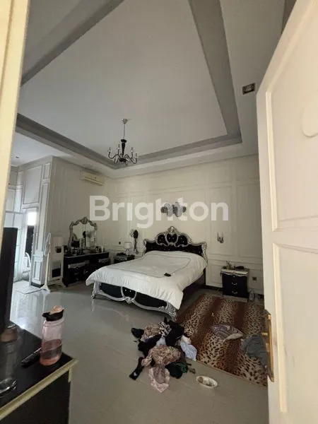 image DIJUAL RUMAH MEWAH CANTIK DI PERUM ELIT VILLA TAMARA KOTA SAMARINDA (3)