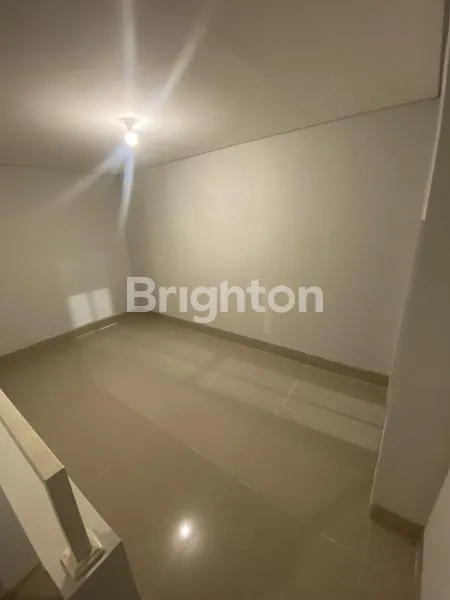 image RUMAH 2 LANTAI PLUS MEZANIN WISATA BUKIT MAS 1 CLUSTER PADDINGTON KOSONGAN (4)