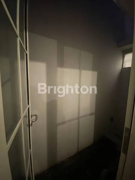 image RUMAH 2 LANTAI PLUS MEZANIN WISATA BUKIT MAS 1 CLUSTER PADDINGTON KOSONGAN (8)