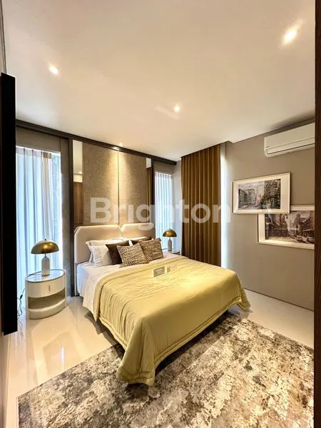 image RUMAH SUPER MEWAH DI KOTA GRESIK (5)