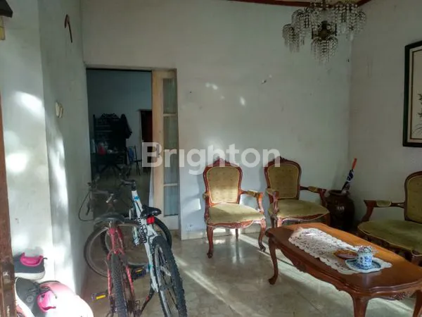 image RUMAH TUA HITUNG TANAH DI KAWASAN UTANG KAYU SELATAN MATRAMAN JAKARTA TIMUR (4)