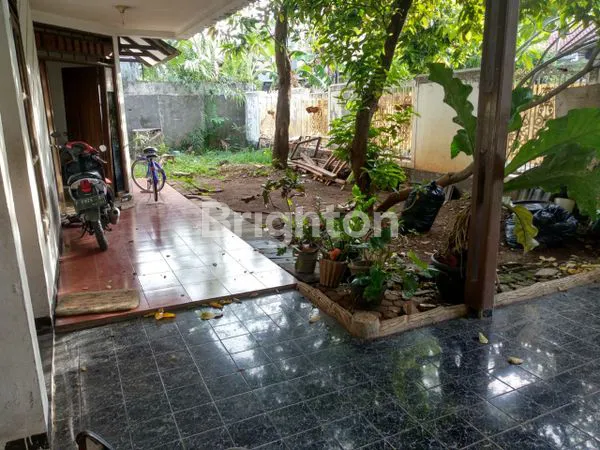 image RUMAH TUA HITUNG TANAH DI KAWASAN UTANG KAYU SELATAN MATRAMAN JAKARTA TIMUR (5)