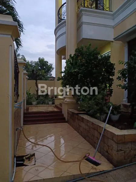 image KAYURINGIN BEKASI SELATAN (6)