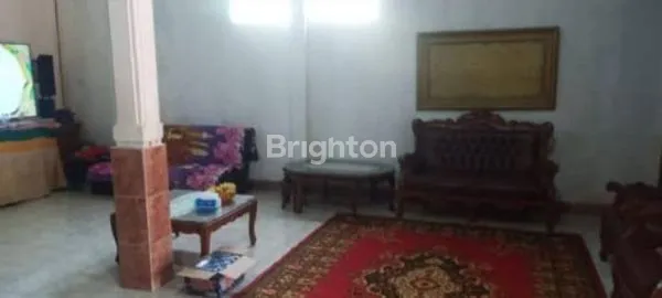 image RUMAH TENGAH KOTA (2)