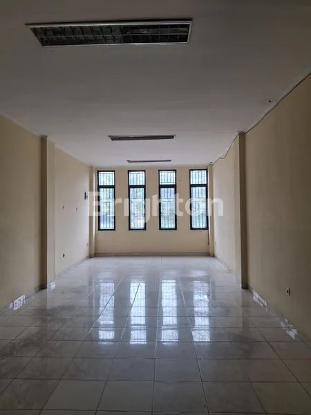 image RUKO 4 LANTAI KALI SEKRETARIS DURI KEPA GG MACAN (6)