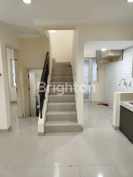 image CLUSTER THOMSON GADING SERPONG (3)