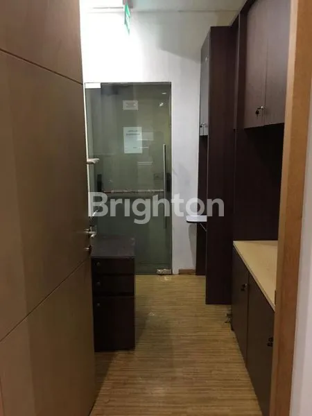 image OFFICE SPACE FULL FURNISHED LANTAI RENDAH, MENARA SUDIRMAN, SENAYAN (4)