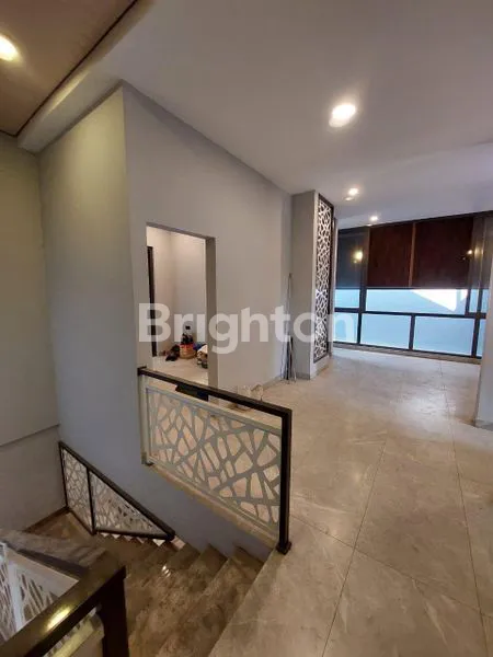 image LUXURIOUS LIVING SAN ANTONIO CLUSTER PAKUWON CITY EAST SURABAYA (4)