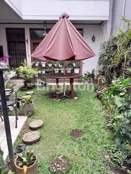 image DI JUAL RUMAH 2 LANTAI (7)
