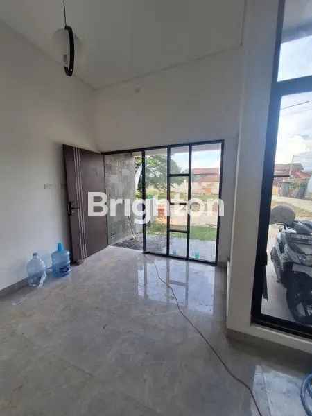 image DIJUAL RUMAH MEWAH 2 LANTAI DI KEDAMAIAN  LOKASI  STRATEGIS DI PUSAT KOTA BANDAR LAMPUNG   (3)