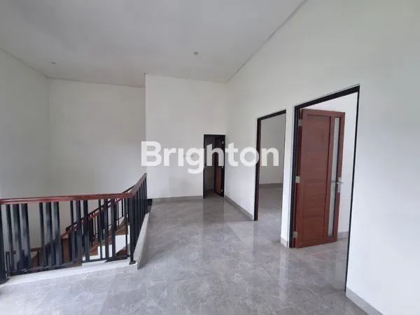 image DIJUAL RUMAH MEWAH 2 LANTAI DI KEDAMAIAN  LOKASI  STRATEGIS DI PUSAT KOTA BANDAR LAMPUNG   (7)