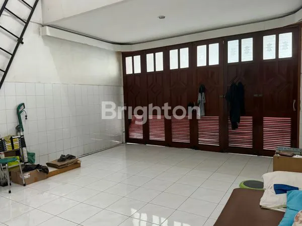 image RUMAH MEWAH HOOK KRIS KENCANA SARI, SURABAYA (6)