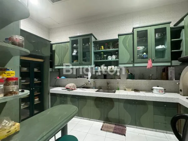 image RUMAH MEWAH HOOK KRIS KENCANA SARI, SURABAYA (7)