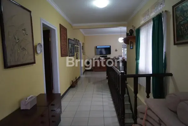 image VILLA BATU JAWA TIMUR 2 LANTAI COCOK UNTUK INVESTASI (2)