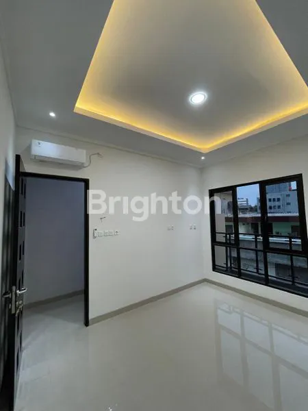 image RUMAH BARU NYAMAN MODERN KARANG ANYAR (6)