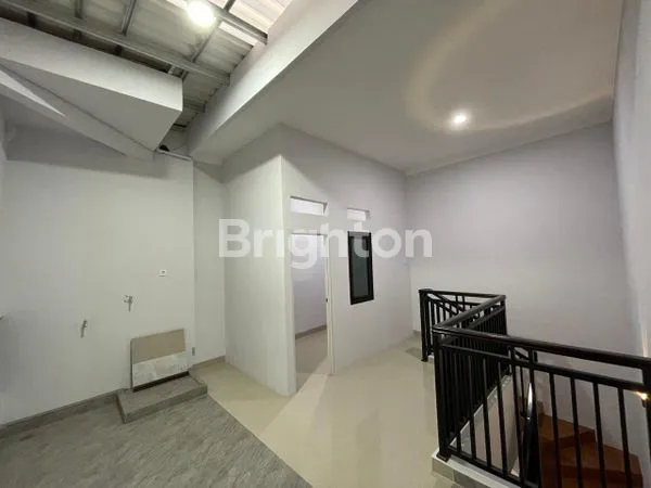 image RUMAH BARU NYAMAN MODERN KARANG ANYAR (8)