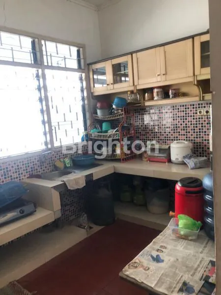 image RUMAH DAN BANGUNAN GUDANG (5)