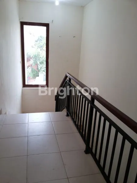 image RUMAH MEWAH DI GADING PELANGI RESIDENCE (2)