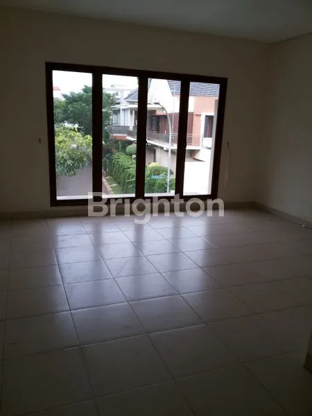 image RUMAH MEWAH DI GADING PELANGI RESIDENCE (5)