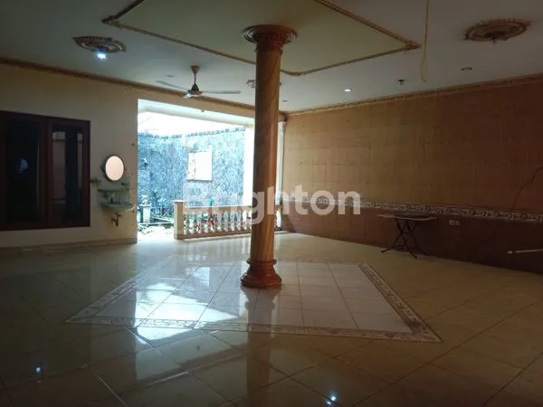 image RUMAH 2 LANTAI DI LOKASI KOMERSIL PANDU RAYA (4)