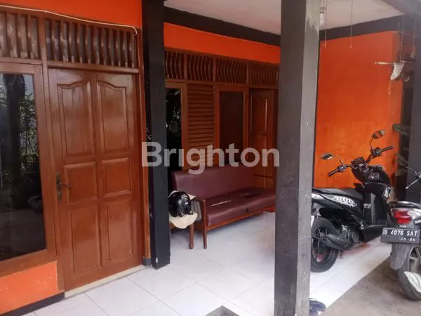 image RUMAH SIAP HUNI MEWAH DAN LUAS (1)