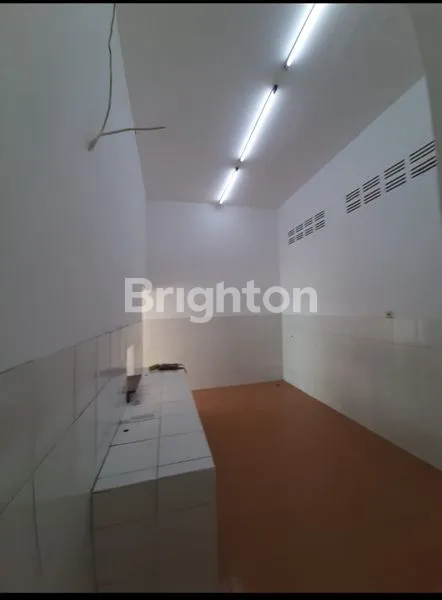 image SEWA RUKO LUAS DI SEMARANG TENGAH (2)