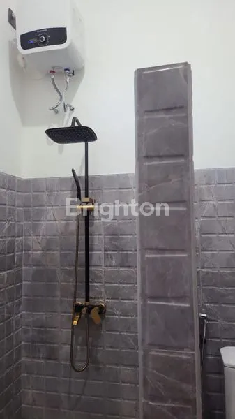 image DIJUAL RUMAH BARU 2 LANTAI CANTIK DAN MURAH DI PERUMAHAN ELIT VILLA TAMARA KOTA SAMARINDA (6)