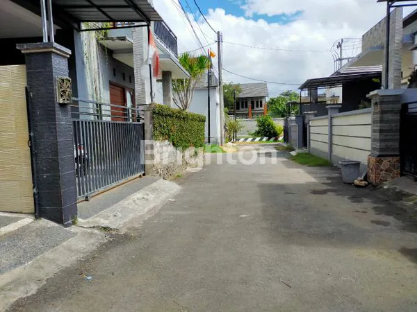 image RUMAH MINIMALIS MODERN TAMAN GRIYA JIMBARAN (3)