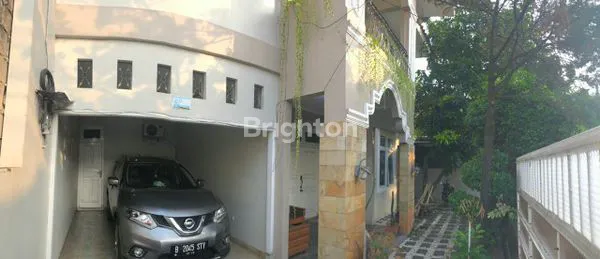 image RUMAH MERUYA HOEK LEBAR 13X20 (4)