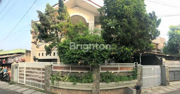 image RUMAH MERUYA HOEK LEBAR 13X20 (1)