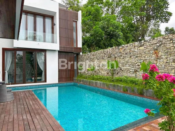 image VILLA SANUR 4+2 KAMAR FULL FURNISHED 2 LANTAI (1)