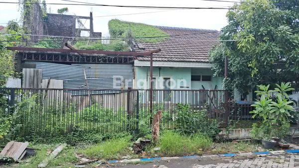 image RUMAH HOOK DI PONDOK CANDRA, LT 258M² BISA SPLIT JADI 2 UNIT (3)