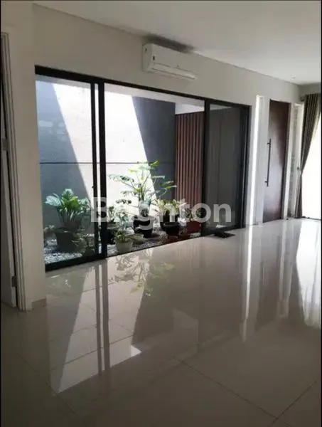 image DI JUAL RUMAH KEBAYORAN INFINITY BINTARO JAYA - TANGERANG (1)