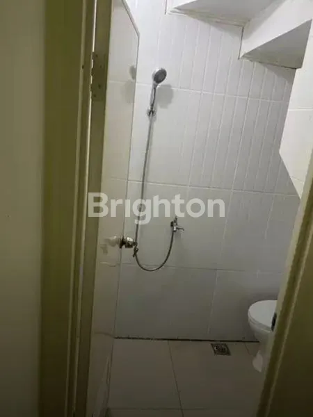 image RUMAH BARU MINIMALIS SIAP HUNI TAMAN RATU JAKARTA BARAT (6)