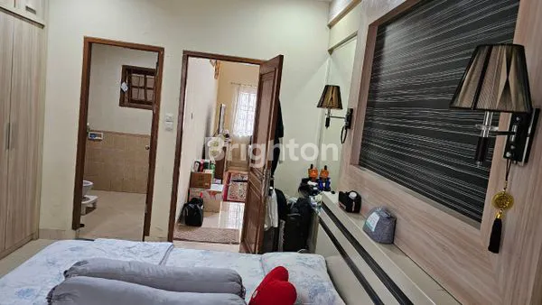 image RUMAH MEWAH DI PERUMAHAN BUKIT MEDITERANIA (3)