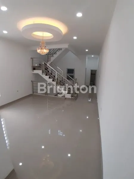 image RUMAH BARU 3 LANTAI KARTINI (3)