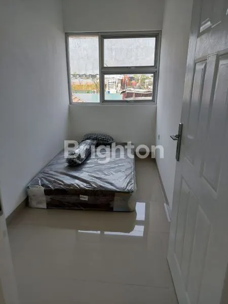 image RUMAH BARU 3 LANTAI KARTINI (8)