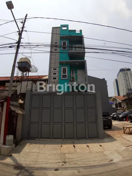 image RUMAH BARU 3 LANTAI KARTINI (1)