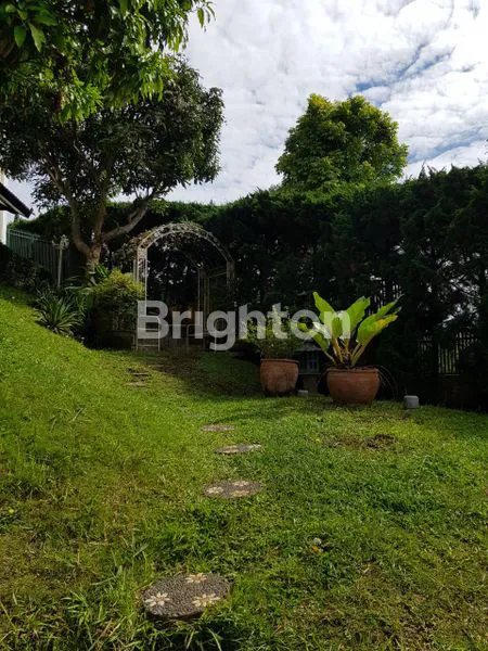 image RUMAH RASA VILLA LEMBANG PAGERWANGI DAPET VIEW KOTA BANDUNG (6)