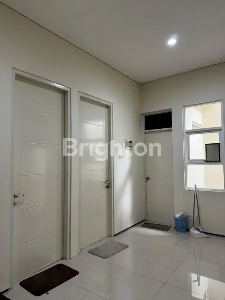 image RUMAH 2 LANTAI SIAP HUNI PAKUWON CITY SURABAYA (3)