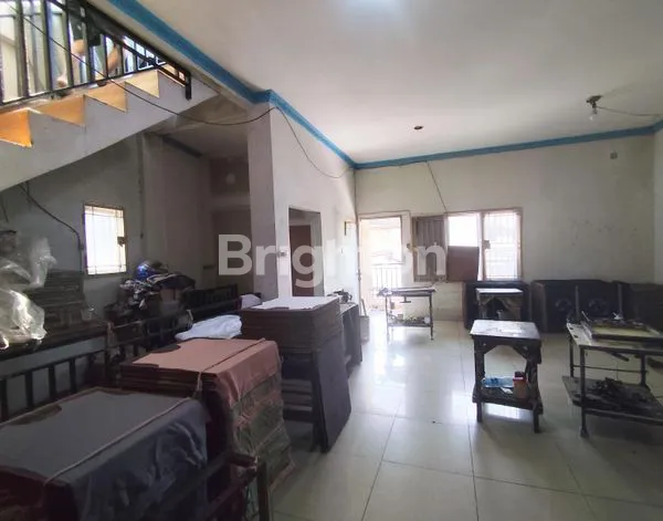 image RUMAH JELAMBAR 2,5 LANTAI BISA UNTUK GUDANG / PRODUKSI / KOSAN (3)