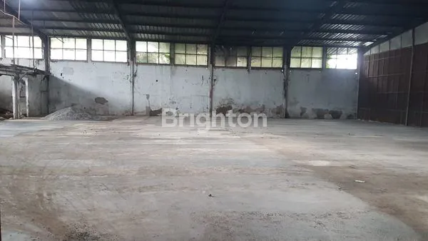 GUDANG SIAP PAKAI COCOK BUAT TEMPAT PENYIMPANAN BARANG