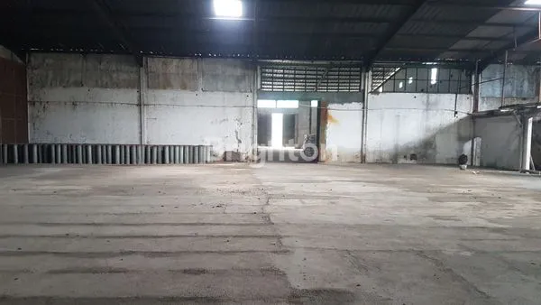 image GUDANG SIAP PAKAI COCOK BUAT TEMPAT PENYIMPANAN BARANG (3)