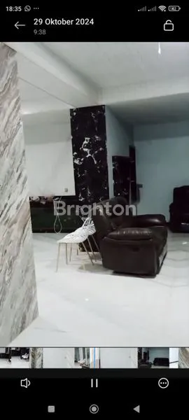 image RUMAH SIAP HUNI LOKASI SANGAT STRATEGIS DAN KOMERSIAL (5)