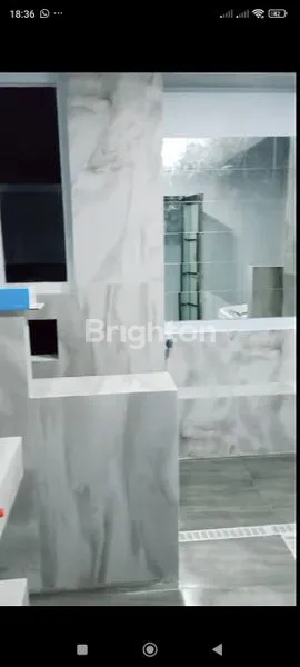 image RUMAH SIAP HUNI LOKASI SANGAT STRATEGIS DAN KOMERSIAL (8)