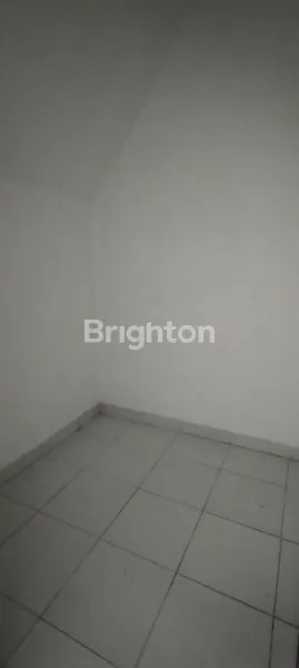 image 1 UNIT RUMAH BARU 4 LANTAI DI MUARA KARANG (7)